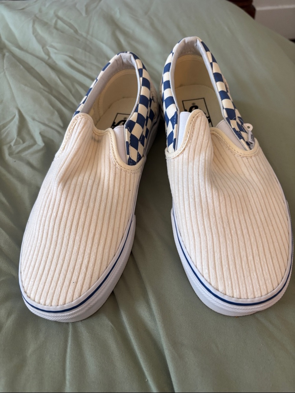 Women’s  Slip-On Corduroy Sneakers in White with Blue Check Trim